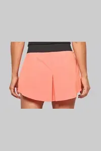 Rock mit integrierten Shorts