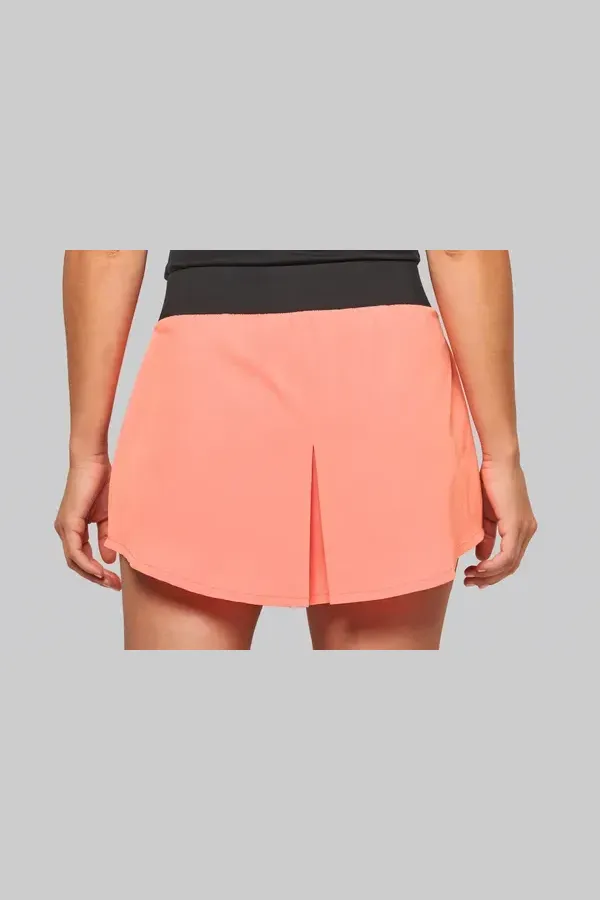 Rock mit integrierten Shorts