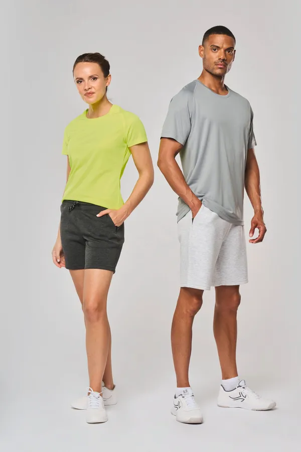 Damen-Sportshirt aus Recyclingmaterial mit Rundhalsausschnitt