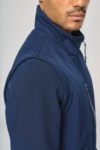 Softshelljacke mit abnehmbaren Ärmeln