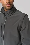 Softshelljacke mit abnehmbaren Ärmeln