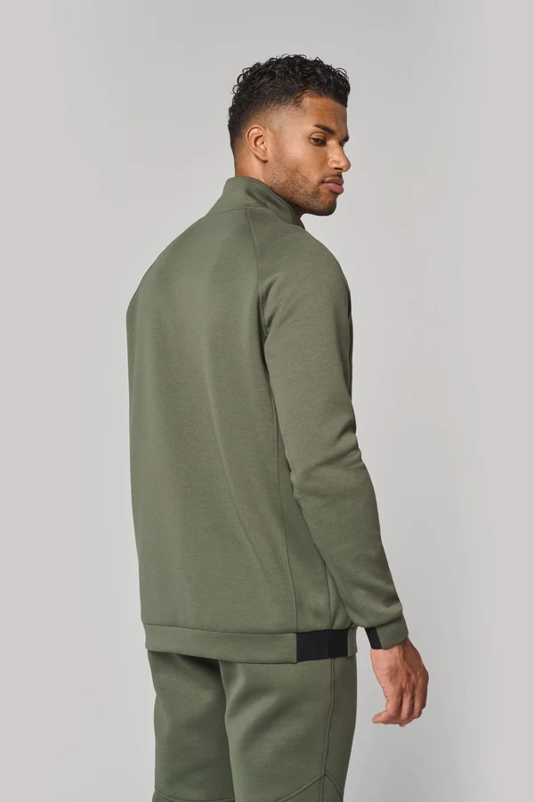 Jacke mit hochgeschlossenem Kragen