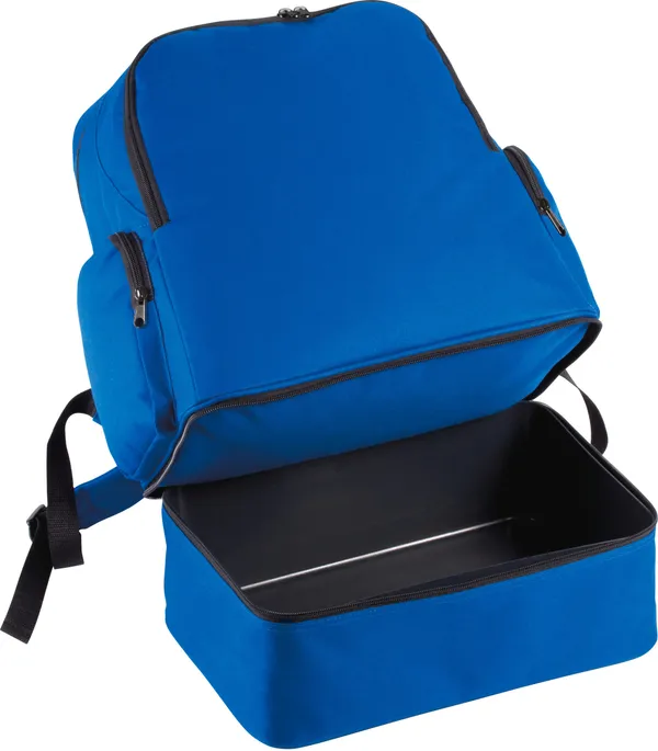 Team sports backpack with rigid bottom - 42L