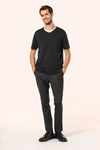 Supima® Herren-T-Shirt mit V-Ausschnitt und kurzen Ärmeln