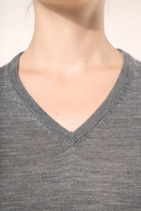 Merino-Damenpullover mit V-Ausschnitt