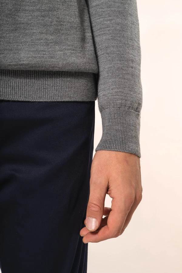 Merino-Herrenpullover mit Rollkragen