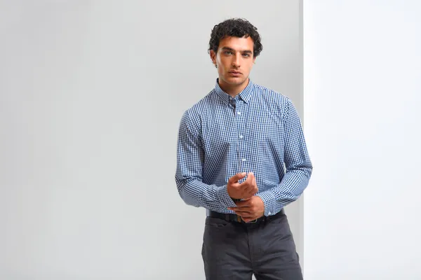 Large-check gingham shirt