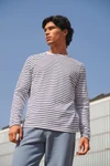 Langärmeliges gestreiftes t-shirt
