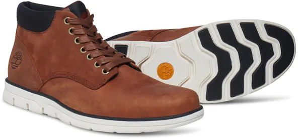 Bradstreet Chukka Shoes