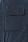 4-lagiger Bodywarmer mit Wärmeisolierung.
