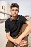Herren Kontrast Piqué Polo black/anthracite melange