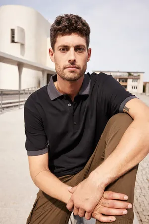 Herren Kontrast Piqué Polo black/anthracite melange