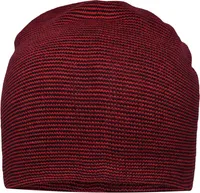 Legere überlange Strickmütze