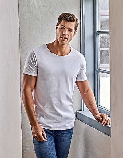 Men´s Raw-Edge Tee
