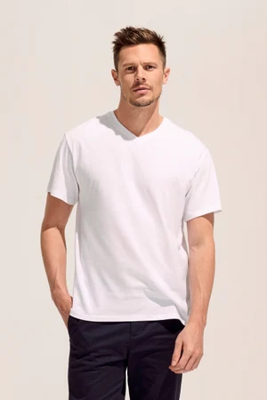 V-Neck T-Shirt Victory
