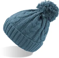 Strickmütze mit Zopfmuster