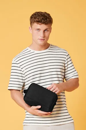 Recycled Essentials Wash Bag Black