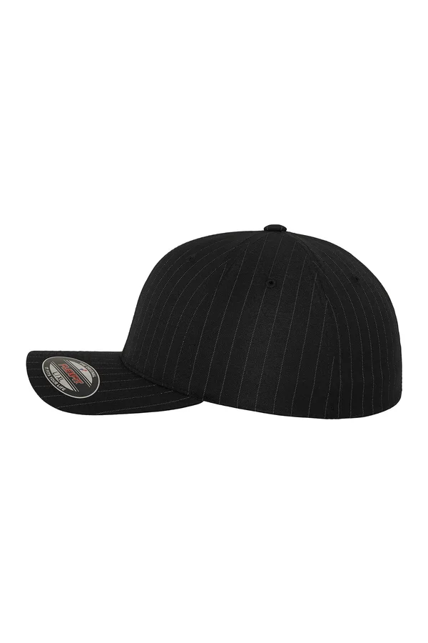 Flexfit Pinstripe Cap Black / White