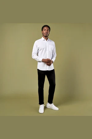 Men´s Tailored Fit Poplin Shirt Long Sleeve