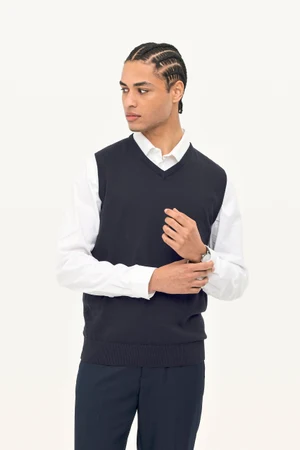 Unisex Sleeveless Sweater Gentlemen