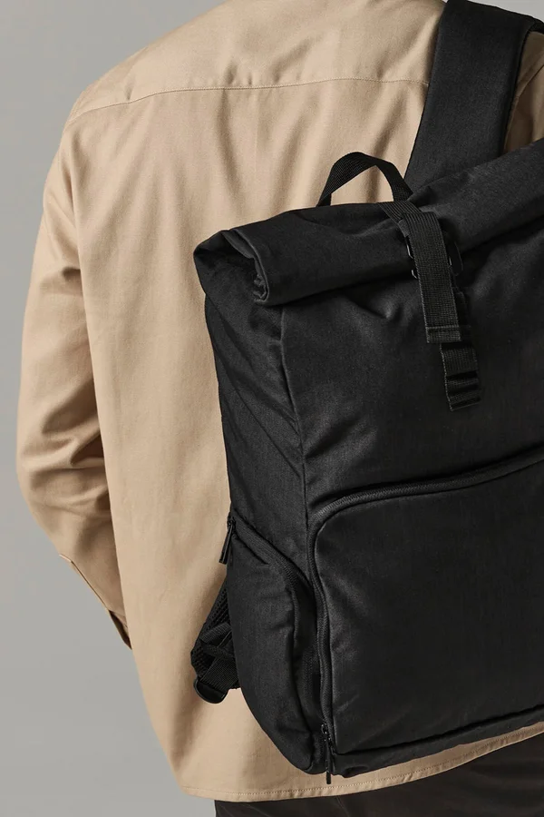 Q-Tech Charge Roll-Top Backpack Black