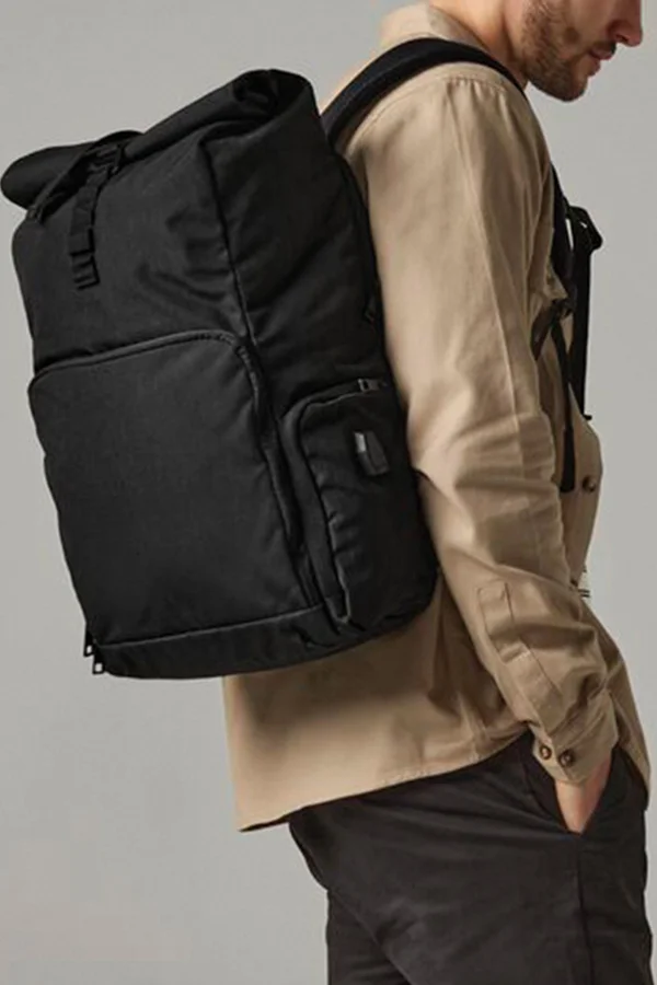 Q-Tech Charge Roll-Top Backpack Black