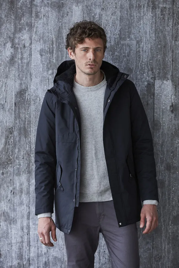 020913_v4_IM_Clique_aw19.jpg