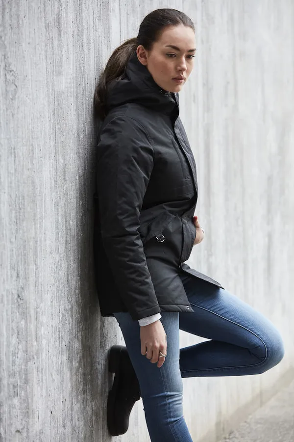 020913_v6_IM_Clique_aw19.jpg