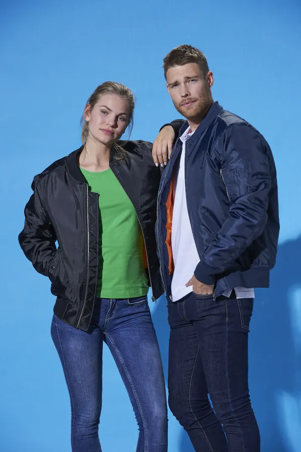 020955_IMss18_Bomber1.jpg