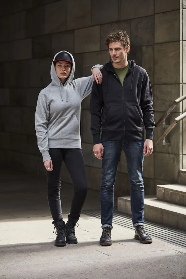 021018_021019_IM_Clique_aw19.jpg