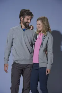 021048_021043_IMss18_ClassicCardiganHalfzip2.jpg