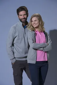 021048_021043_IMss18_ClassicCardiganHalfzip.jpg