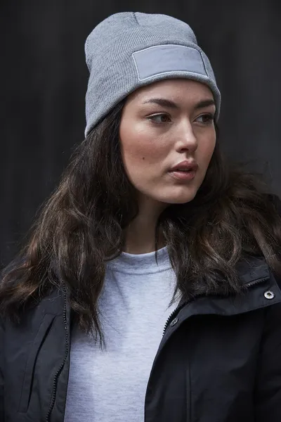 024129_95IM_Clique_aw19.jpg