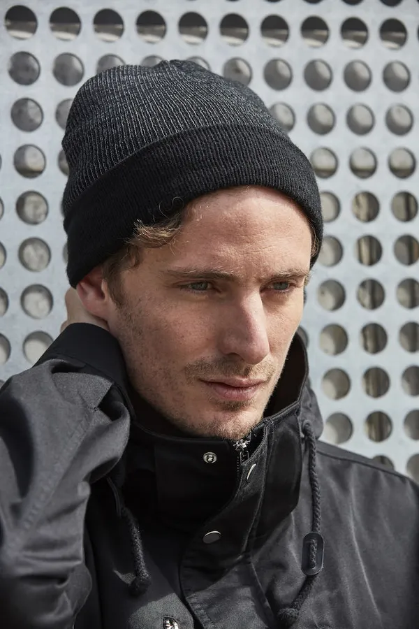 024134_IM_Clique_aw19.jpg