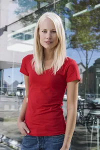 029318_IMS15_ArdenWoman.jpg