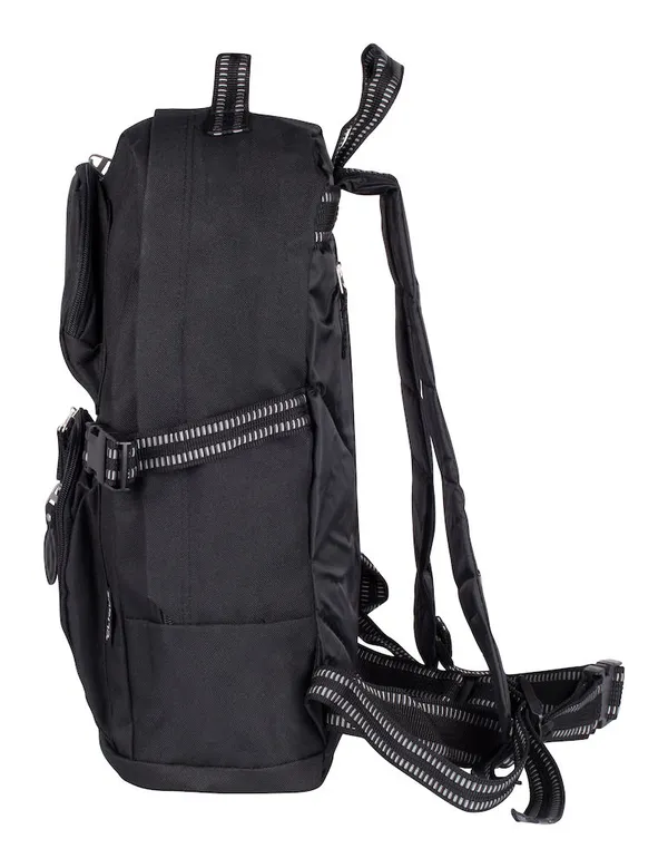 040103_99_Backpack_L.jpg