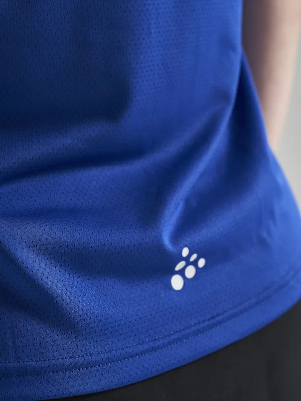 1908226-346390_Pro Control Impact Polo W_Closeup3.jpg