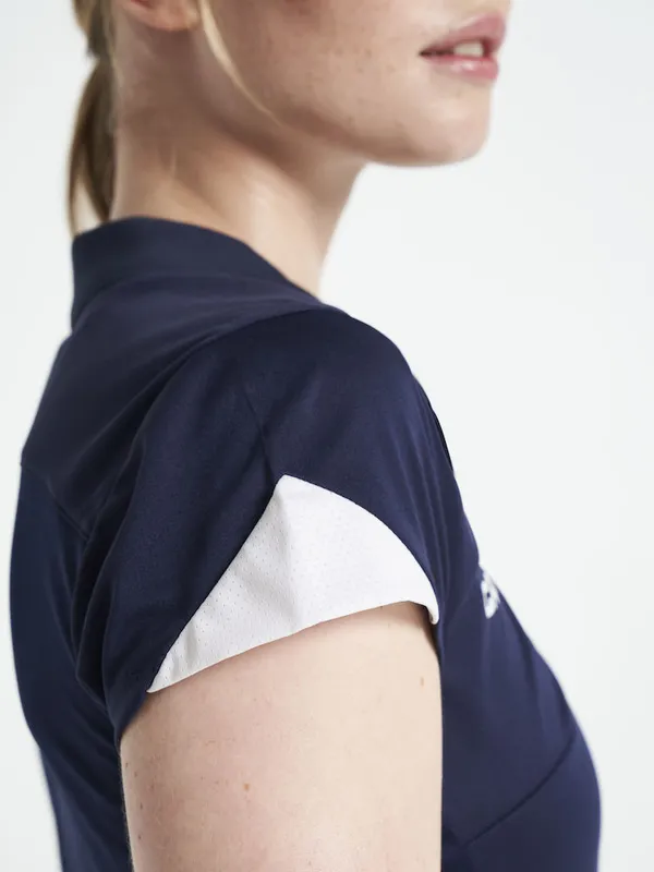 1908226-390900_Pro Control Impact Polo W_Closeup3.jpg