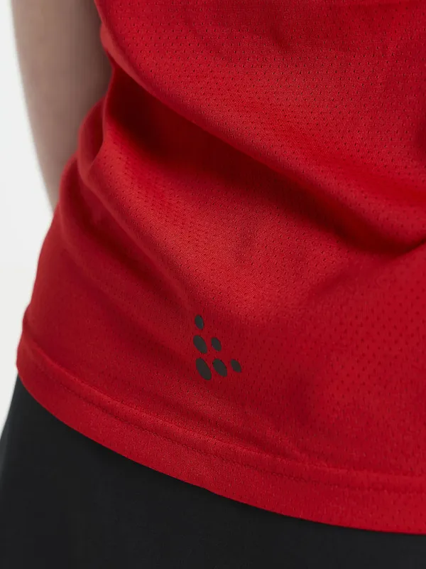 1908226-430999_Pro Control Impact Polo W_Closeup3.jpg