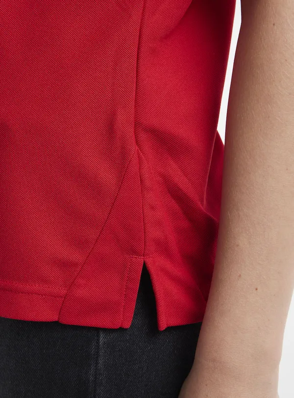 1909139-430000_CORE Unify Polo Shirt  W_Closeup4.jpg