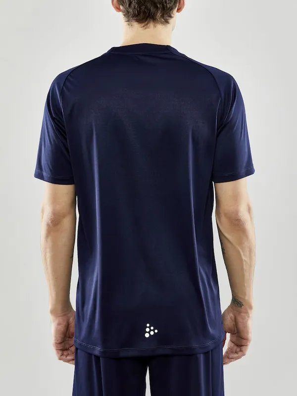 1910142-390000_Evolve Tee M_Closeup3.jpg