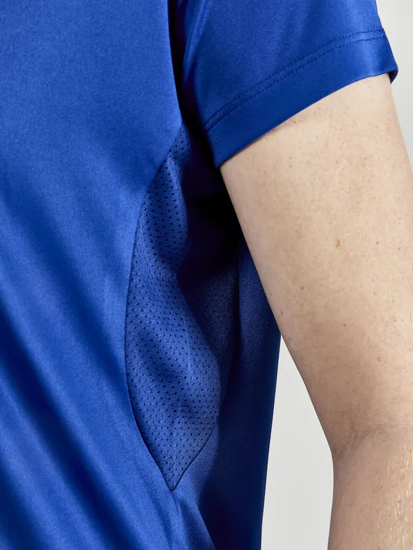 1910143-346000_Evolve Tee W_Closeup5.jpg