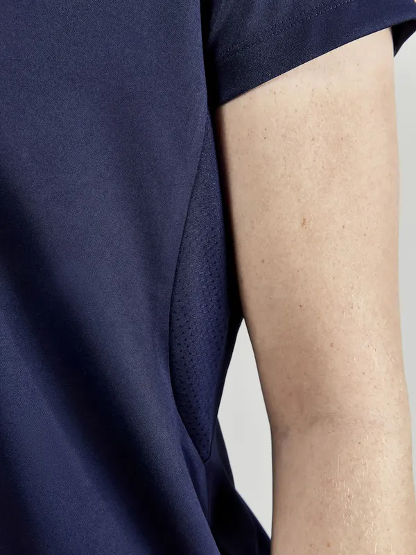 1910143-390000_Evolve Tee W_Closeup5.jpg