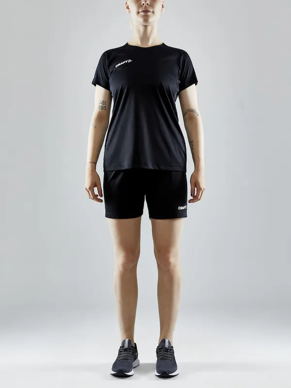 1910143-999000_Evolve Tee W_Closeup4.jpg