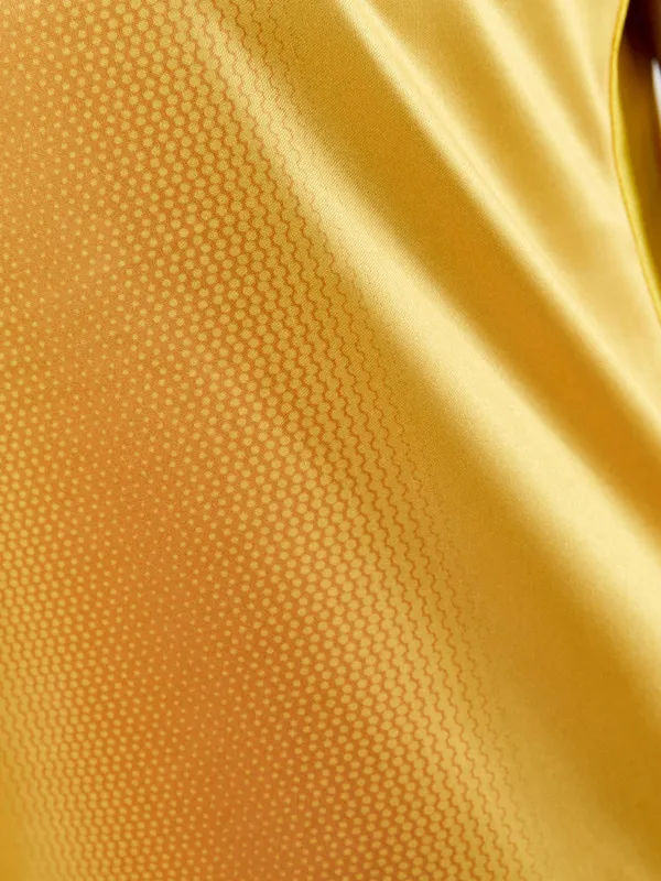 1910179-552999_Progress 2.0 Graphic Jersey W_Closeup5.jpg