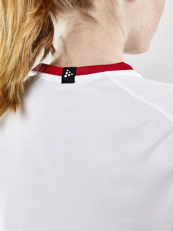 1910179-900430_Progress 2.0 Graphic Jersey W_Closeup6.jpg