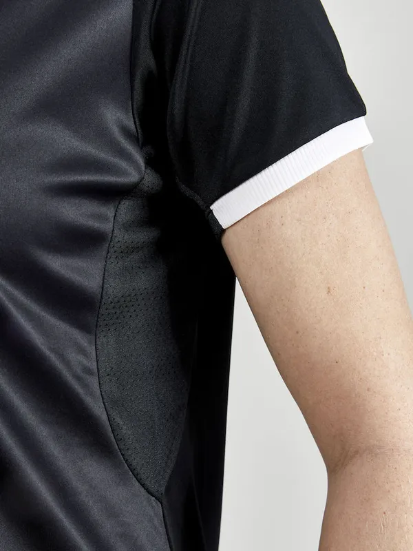 1910179-999900_Progress 2.0 Graphic Jersey W_Closeup4.jpg