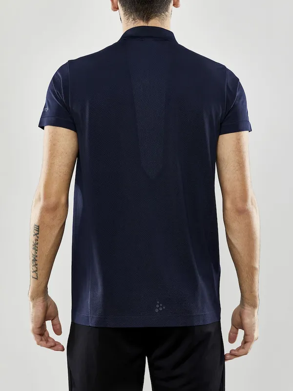 1910384-390000_ADV Seamless Polo Shirt M_Closeup3.jpg