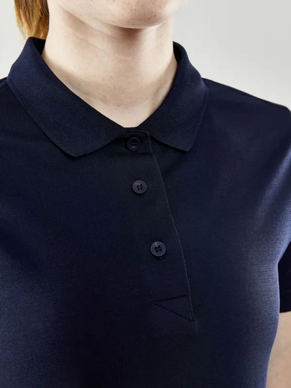 1910385-390000_ADV Seamless Polo Shirt W_Closeup4.jpg