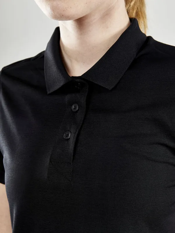 1910385-999000_ADV Seamless Polo Shirt W_Closeup4.jpg